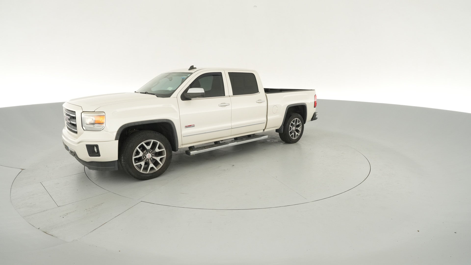 2015 GMC Sierra 1500 Crew Cab vehicle photo