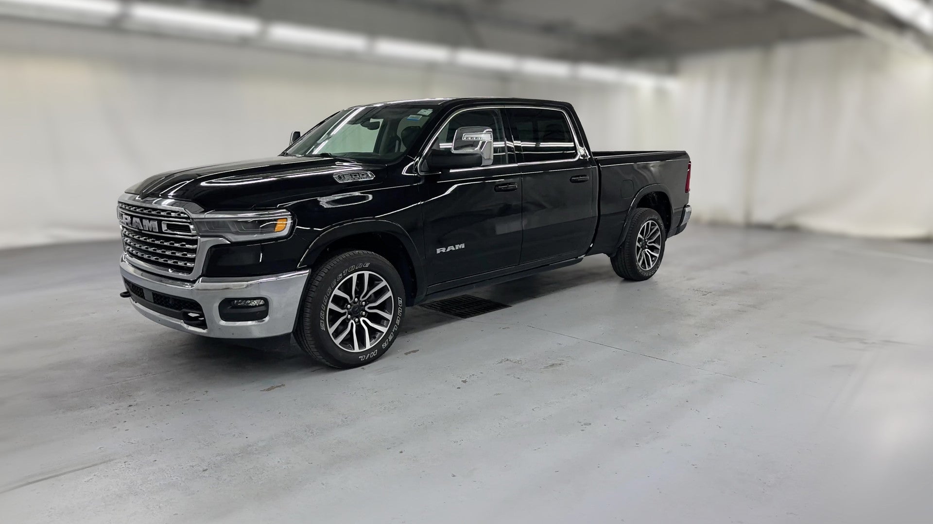 2025 Ram 1500 Crew Cab vehicle photo