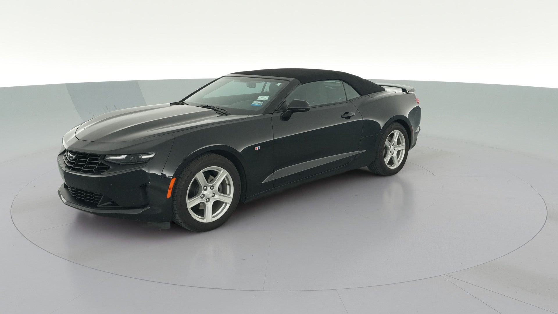 2019 Chevrolet Camaro vehicle photo