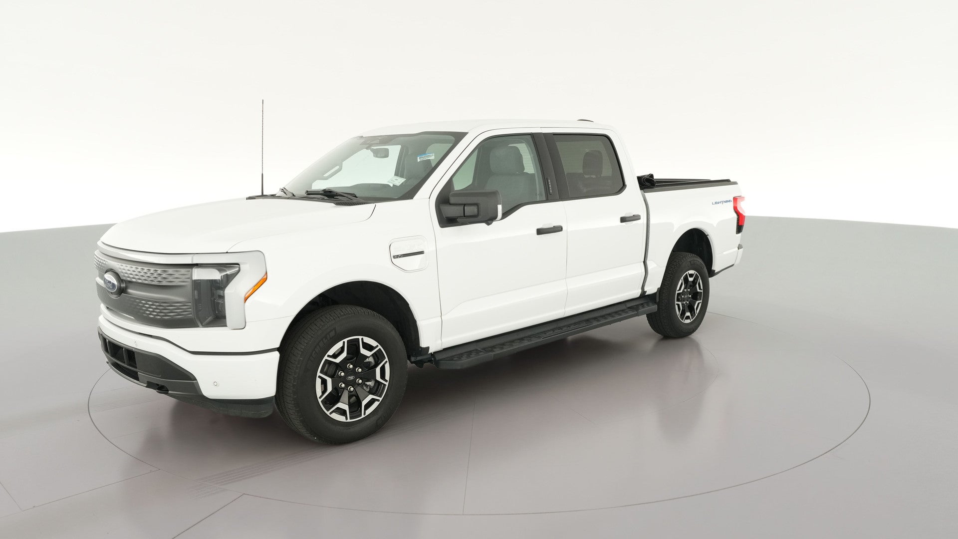 2023 Ford F150 Lightning vehicle photo