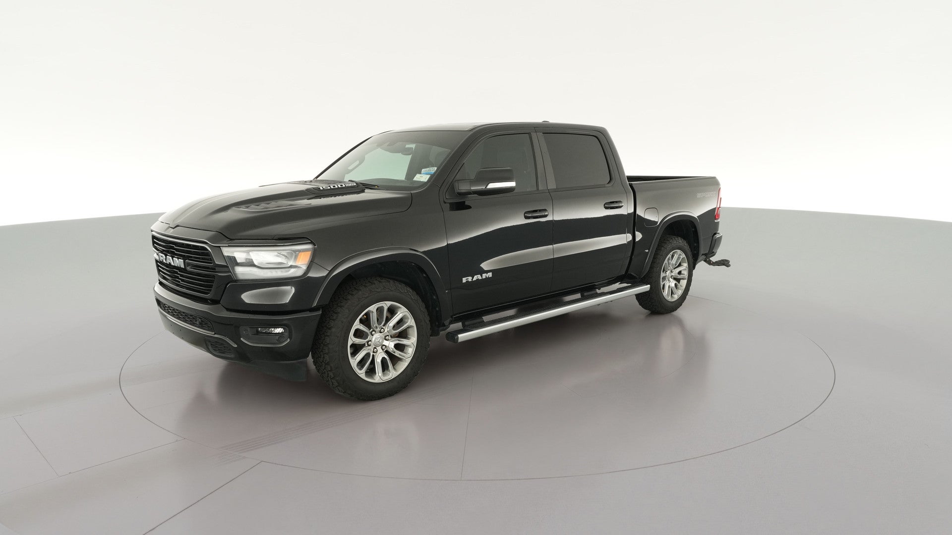 2022 Ram 1500 Crew Cab vehicle photo