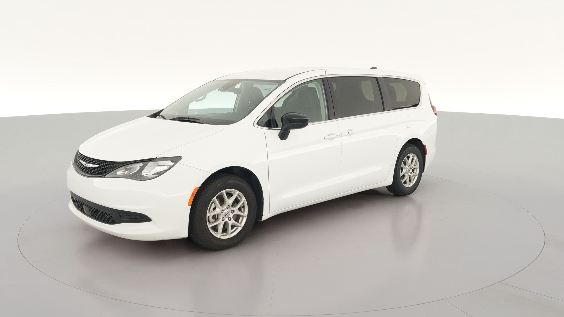 2024 Chrysler Voyager vehicle photo