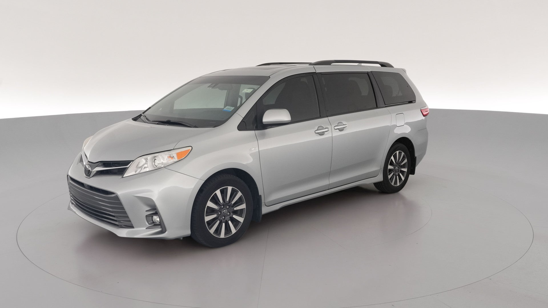 2020 Toyota Sienna vehicle photo