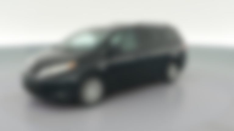 2017 Toyota Sienna vehicle photo