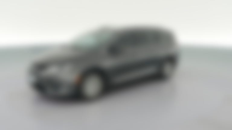 2018 Chrysler Pacifica vehicle photo