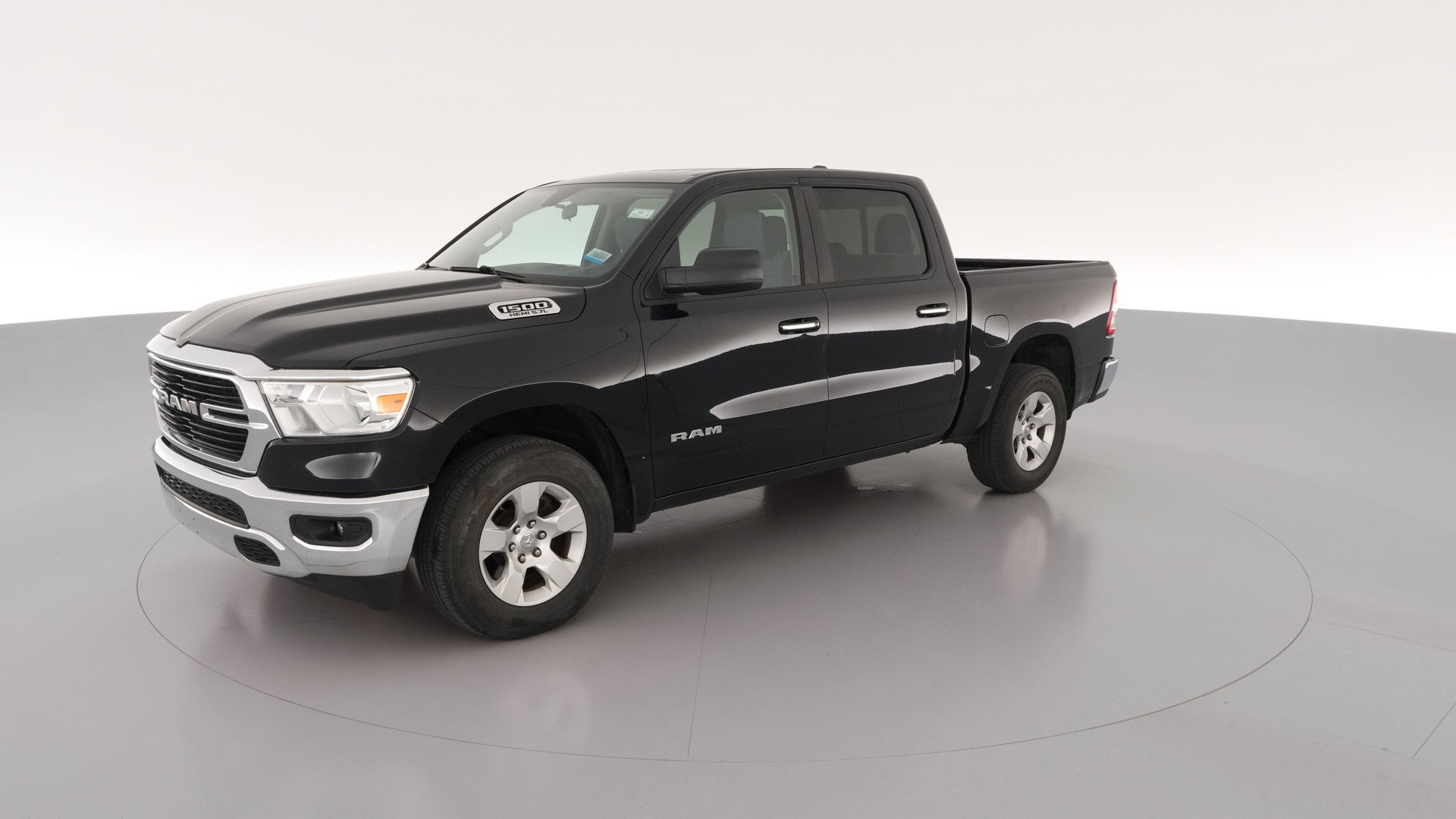 2020 Ram 1500 Crew Cab vehicle photo