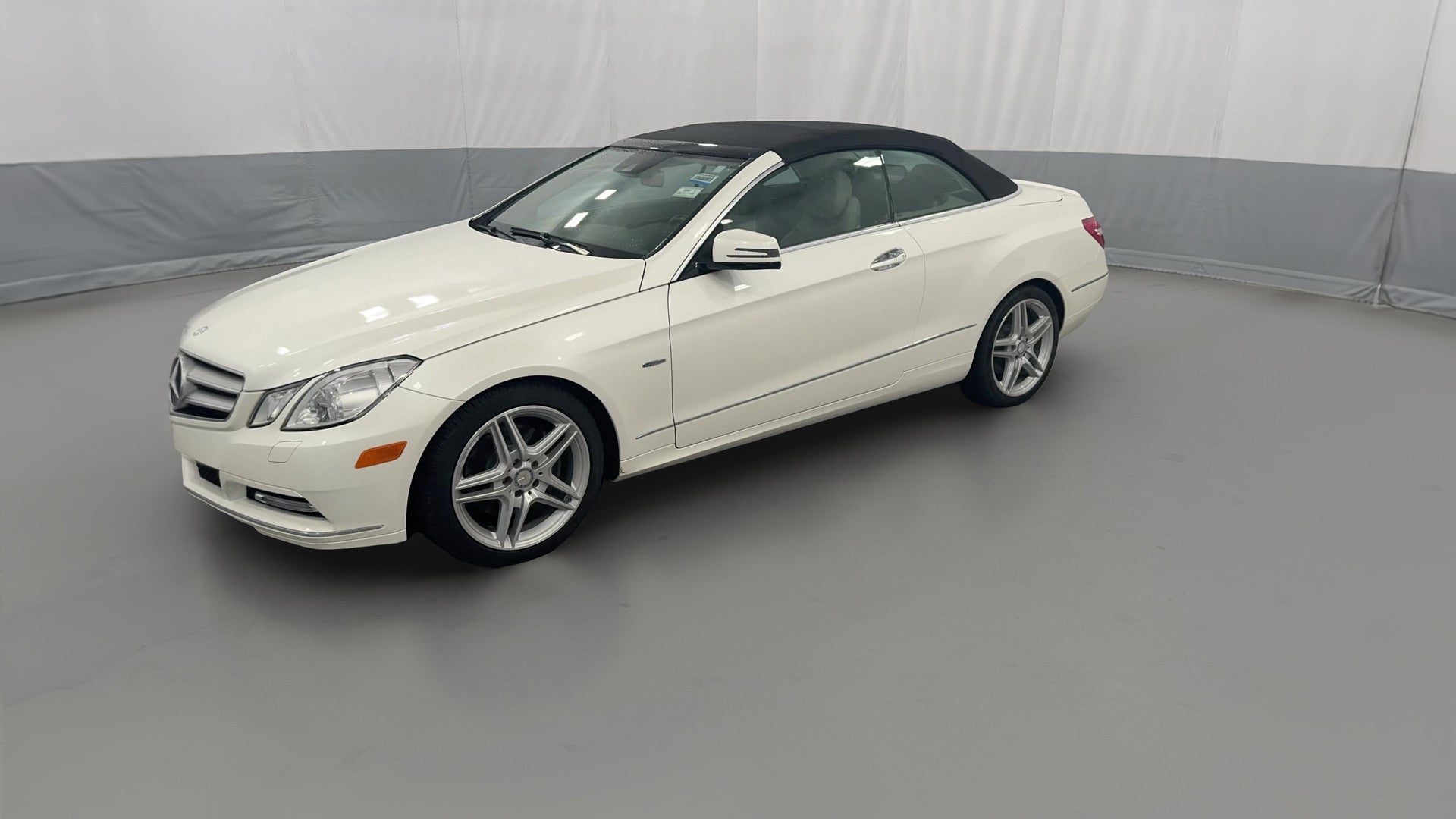 2012 Mercedes-Benz E-Class vehicle photo
