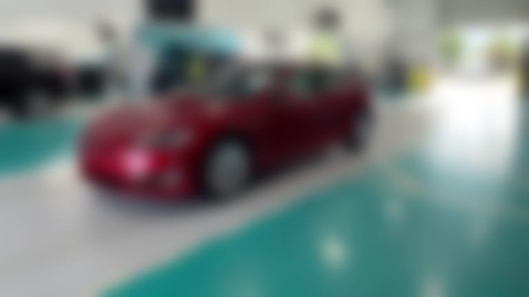 2019 Tesla Model S vehicle photo