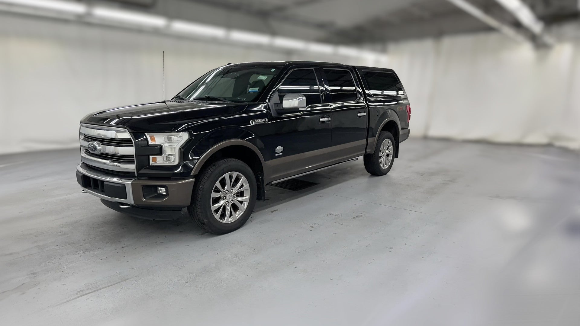 2016 Ford F150 SuperCrew Cab vehicle photo