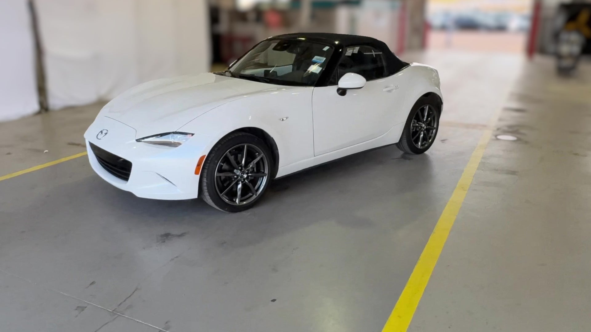 2019 MAZDA MX-5 Miata vehicle photo