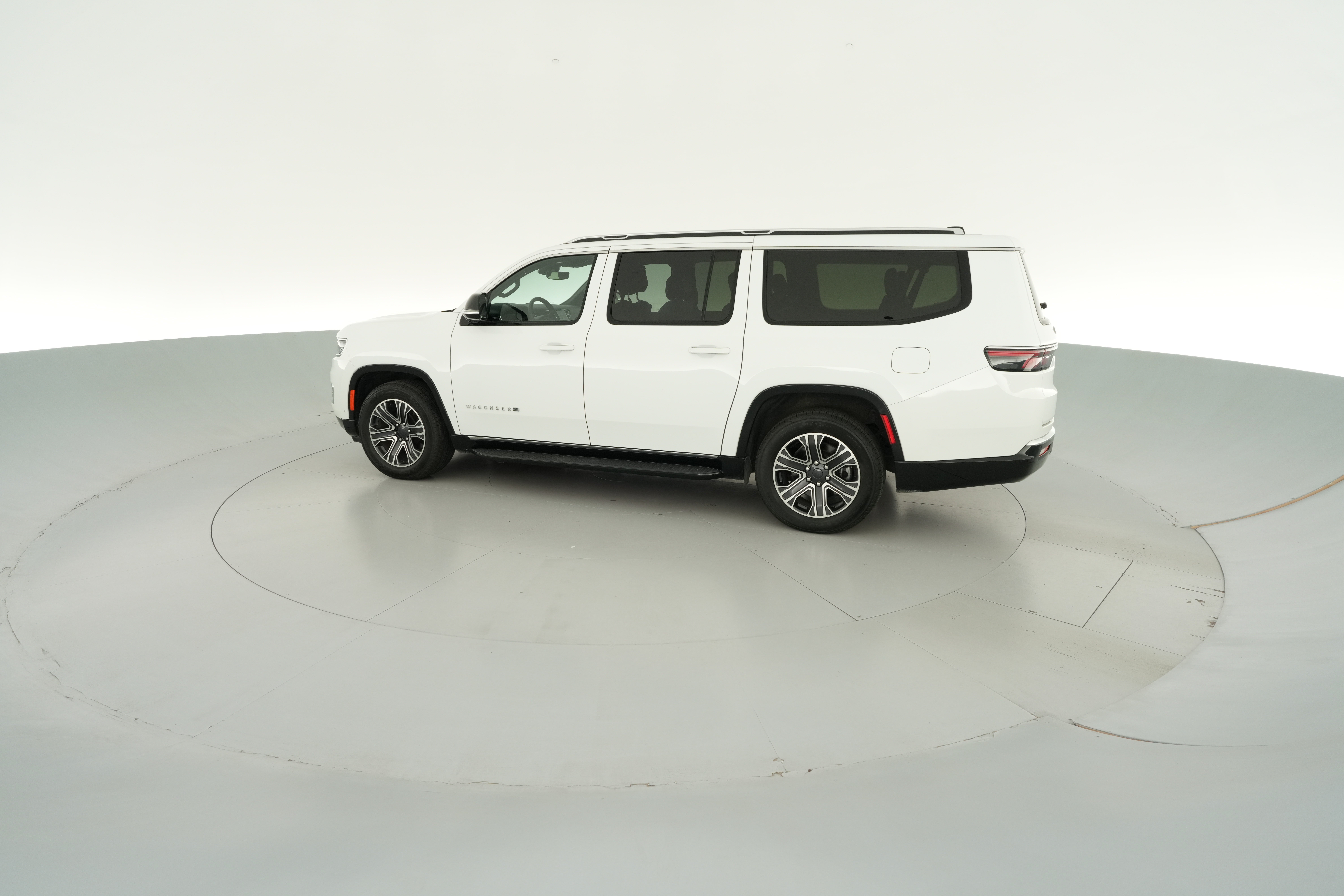 2024 Jeep Wagoneer L Series II - Photo 34
