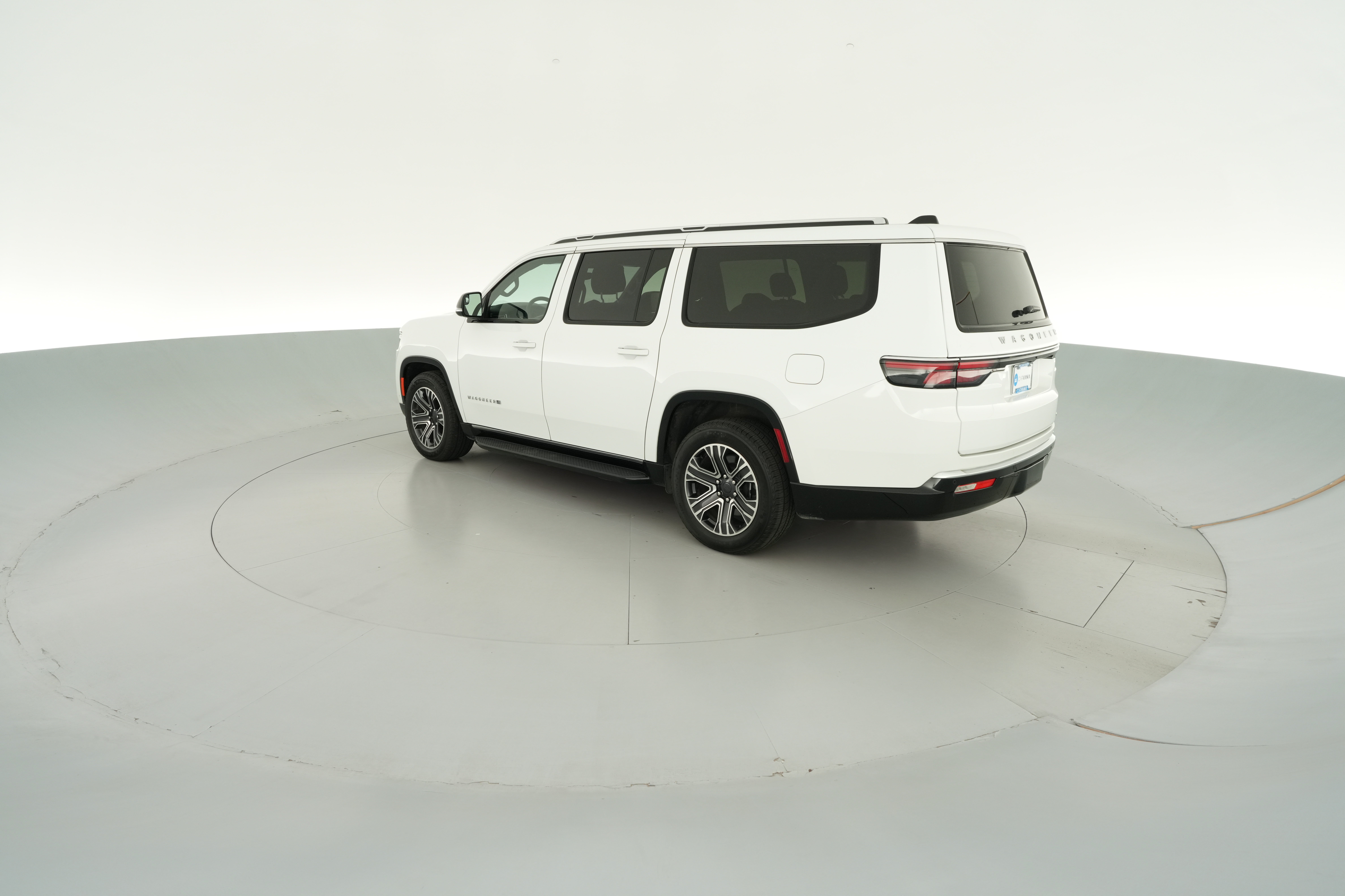 2024 Jeep Wagoneer L Series II - Photo 35