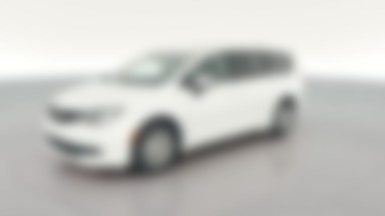 2023 Chrysler Voyager vehicle photo