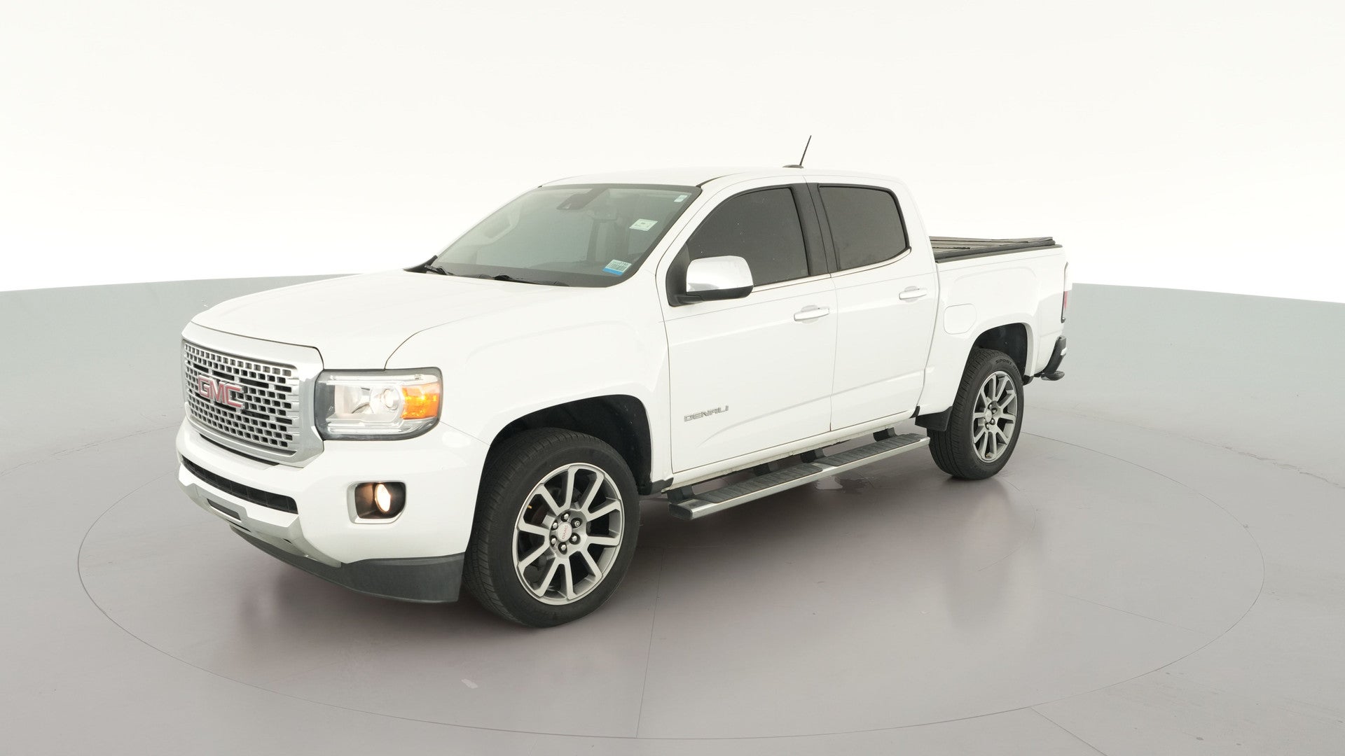 2018 GMC Canyon Crew Cab vehicle photo