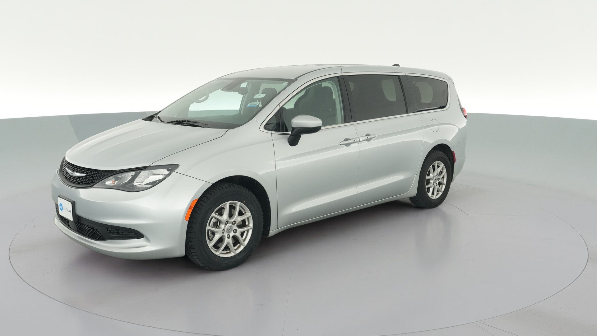 2023 Chrysler Voyager vehicle photo