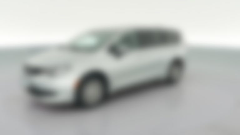 2023 Chrysler Voyager vehicle photo