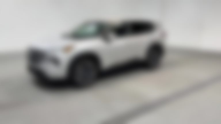 2024 Nissan Rogue vehicle photo