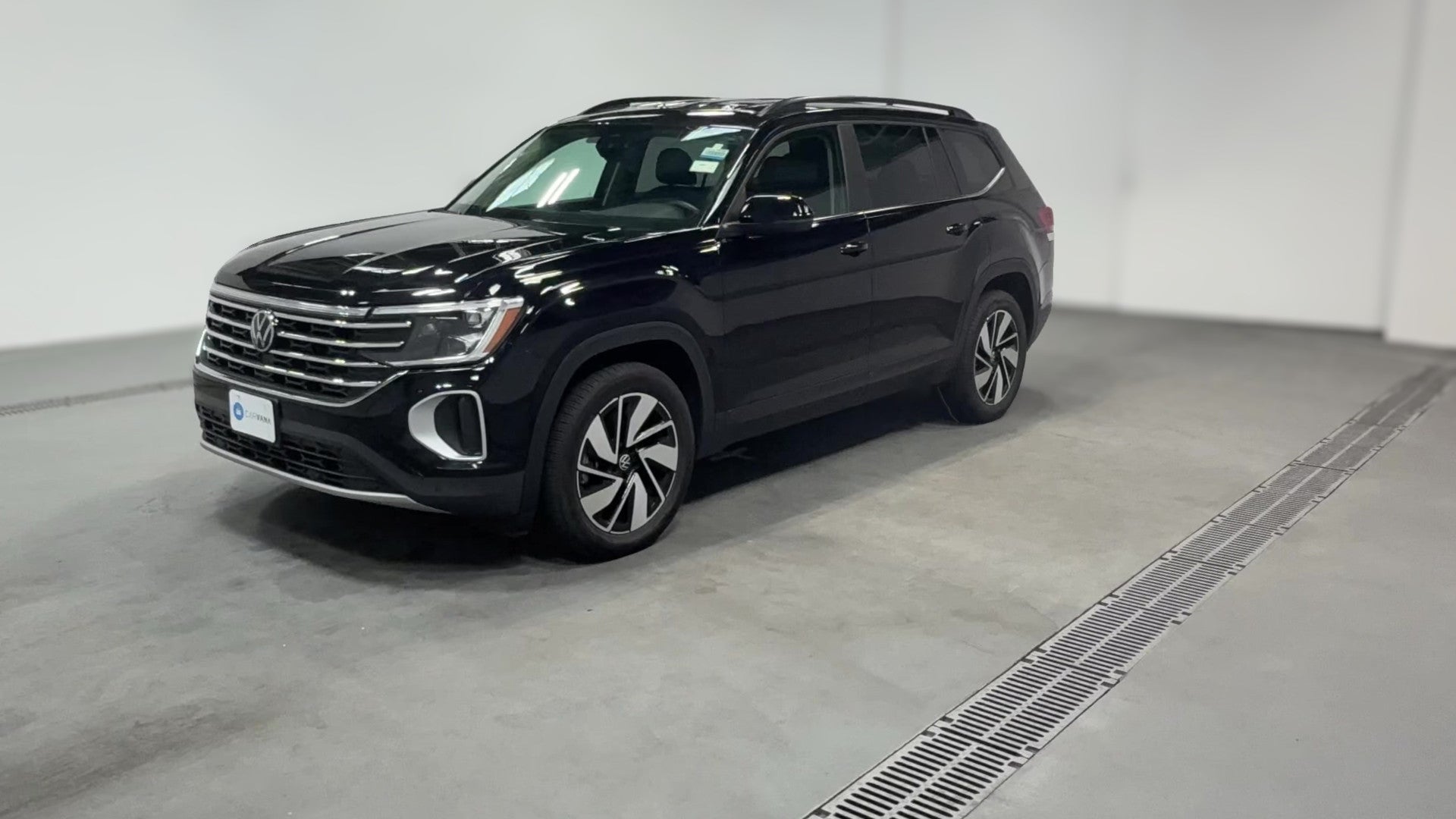 2026 Volkswagen Atlas vehicle photo