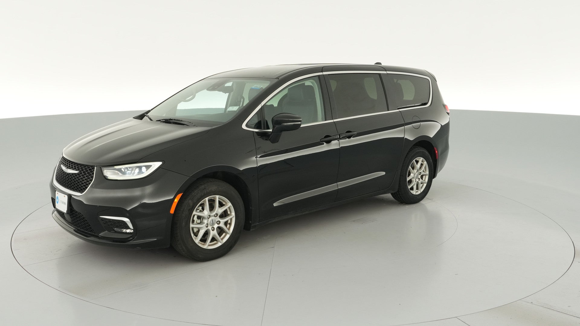 2024 Chrysler Pacifica vehicle photo
