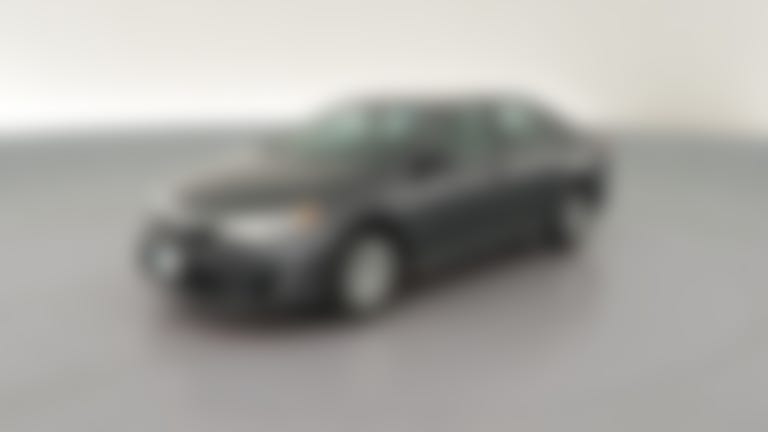 2013 Toyota Camry vehicle photo