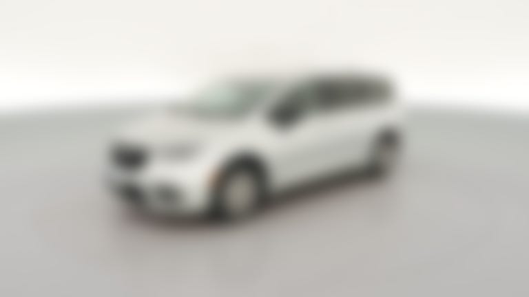 2024 Chrysler Pacifica vehicle photo