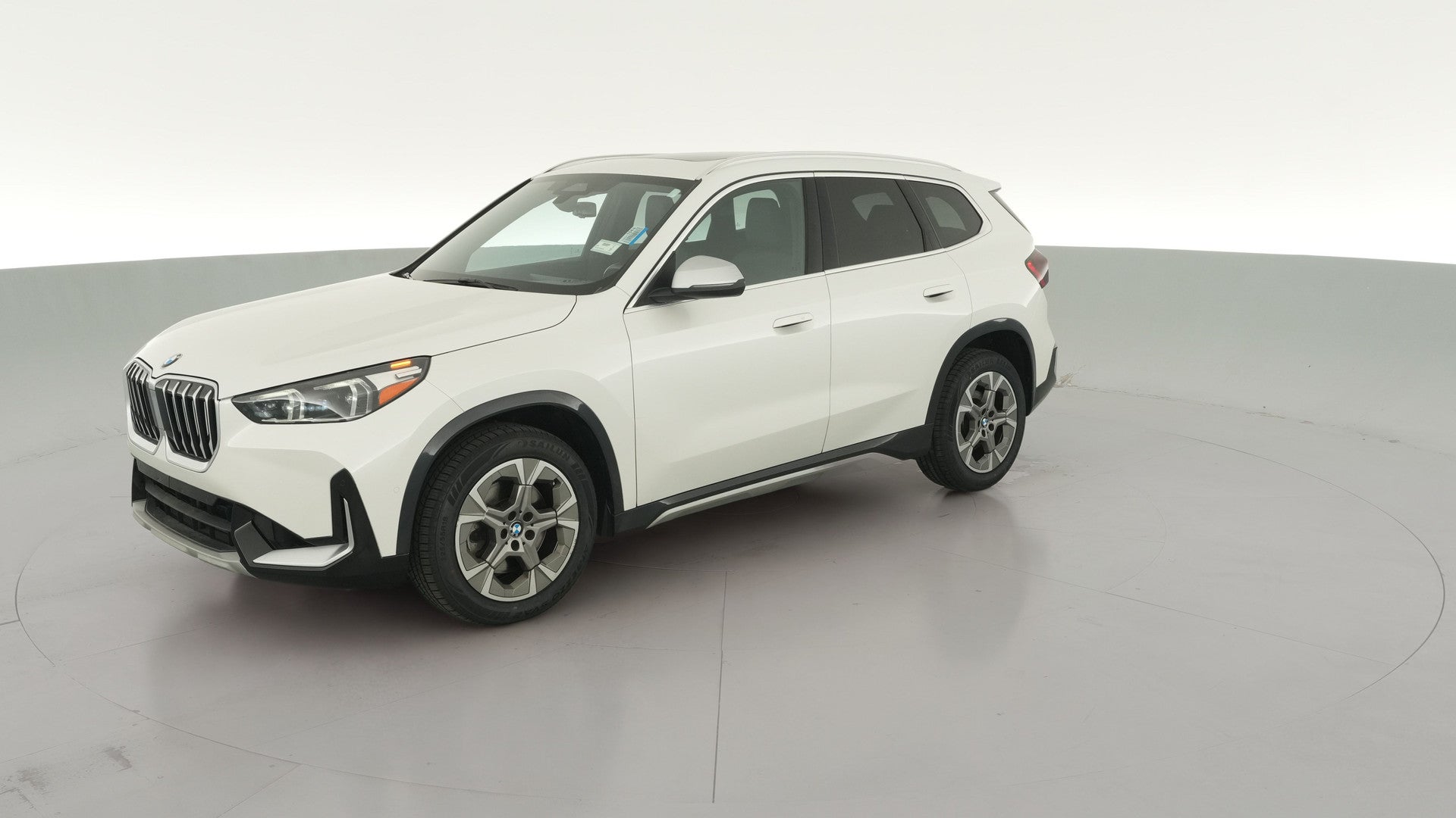 2024 BMW X1 vehicle photo
