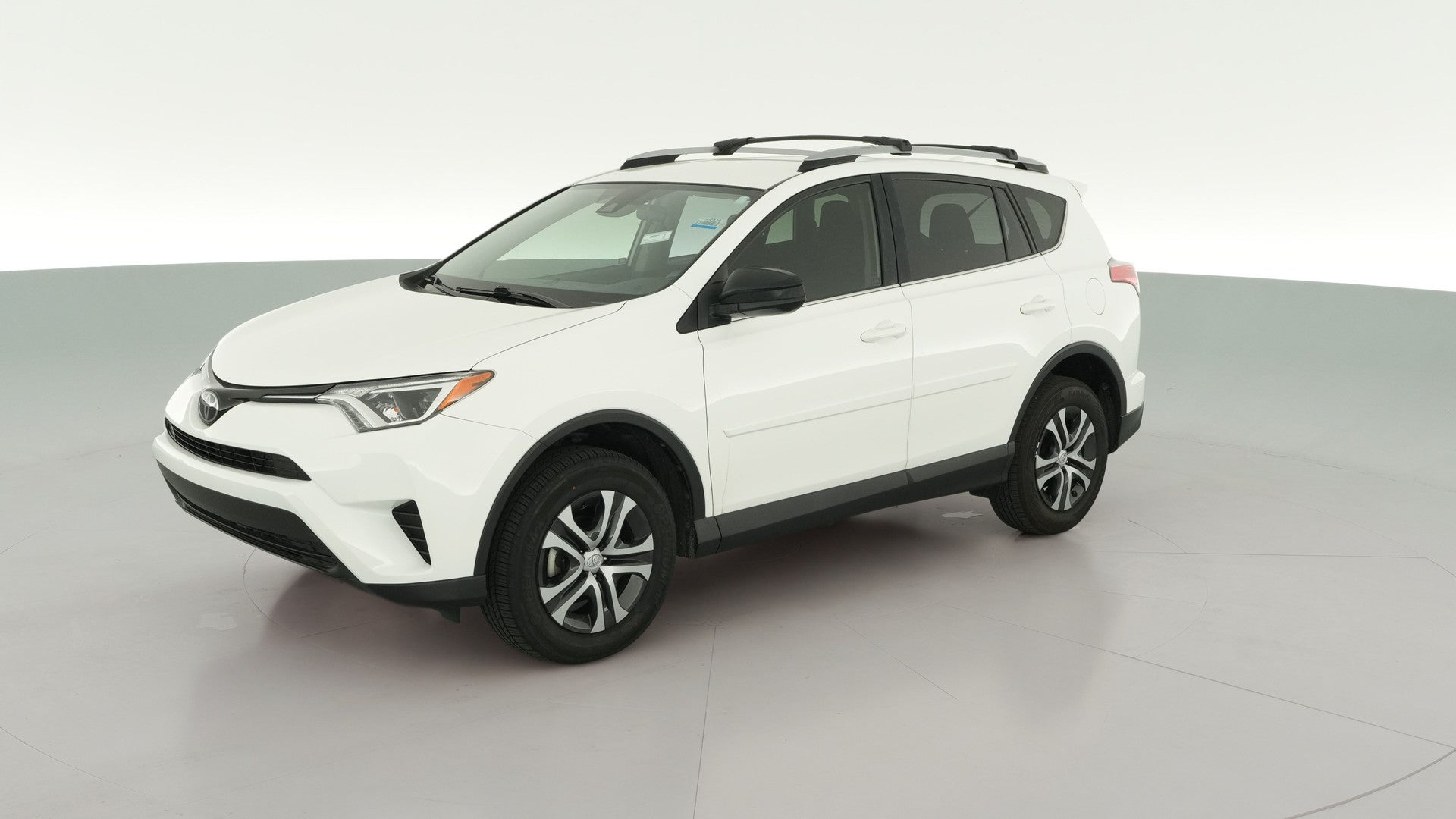 2018 Toyota RAV4 vehicle photo