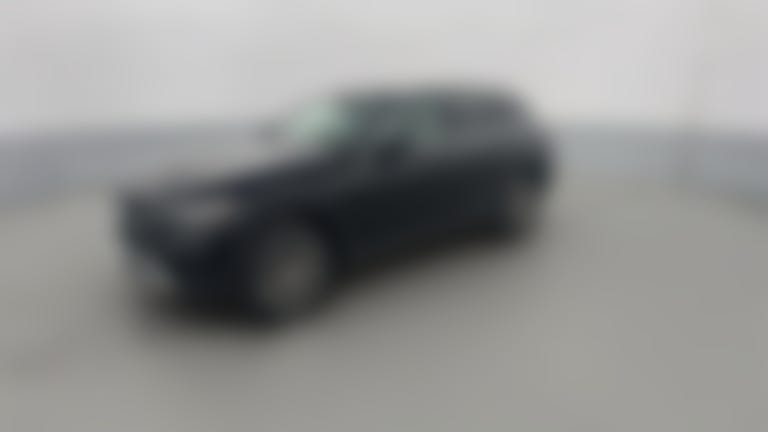 2024 Mercedes-Benz GLC vehicle photo