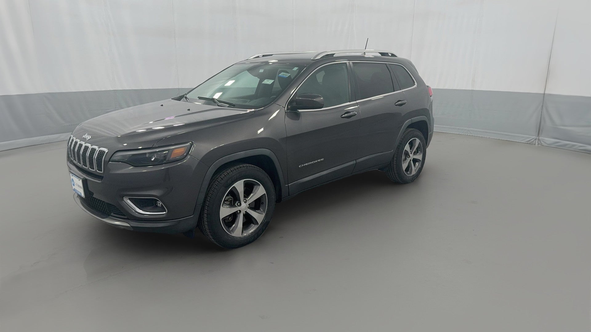 2019 Jeep Cherokee vehicle photo
