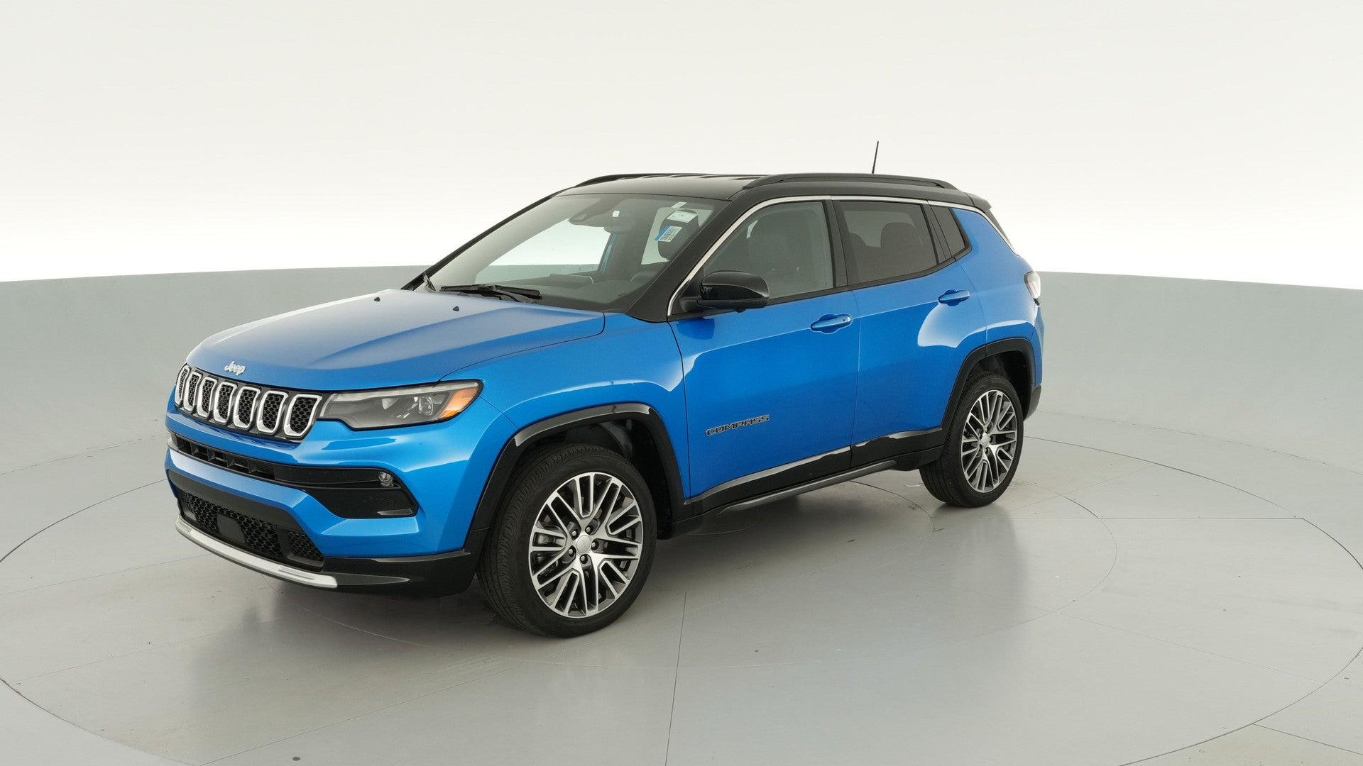 2023 Jeep Compass vehicle photo
