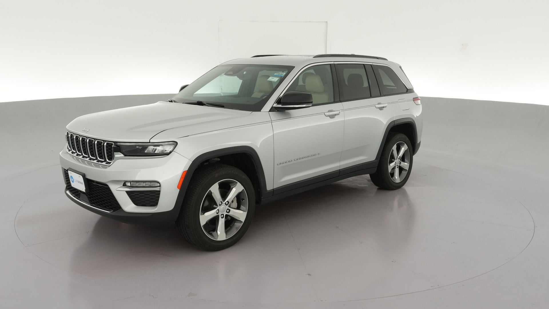2024 Jeep Grand Cherokee vehicle photo