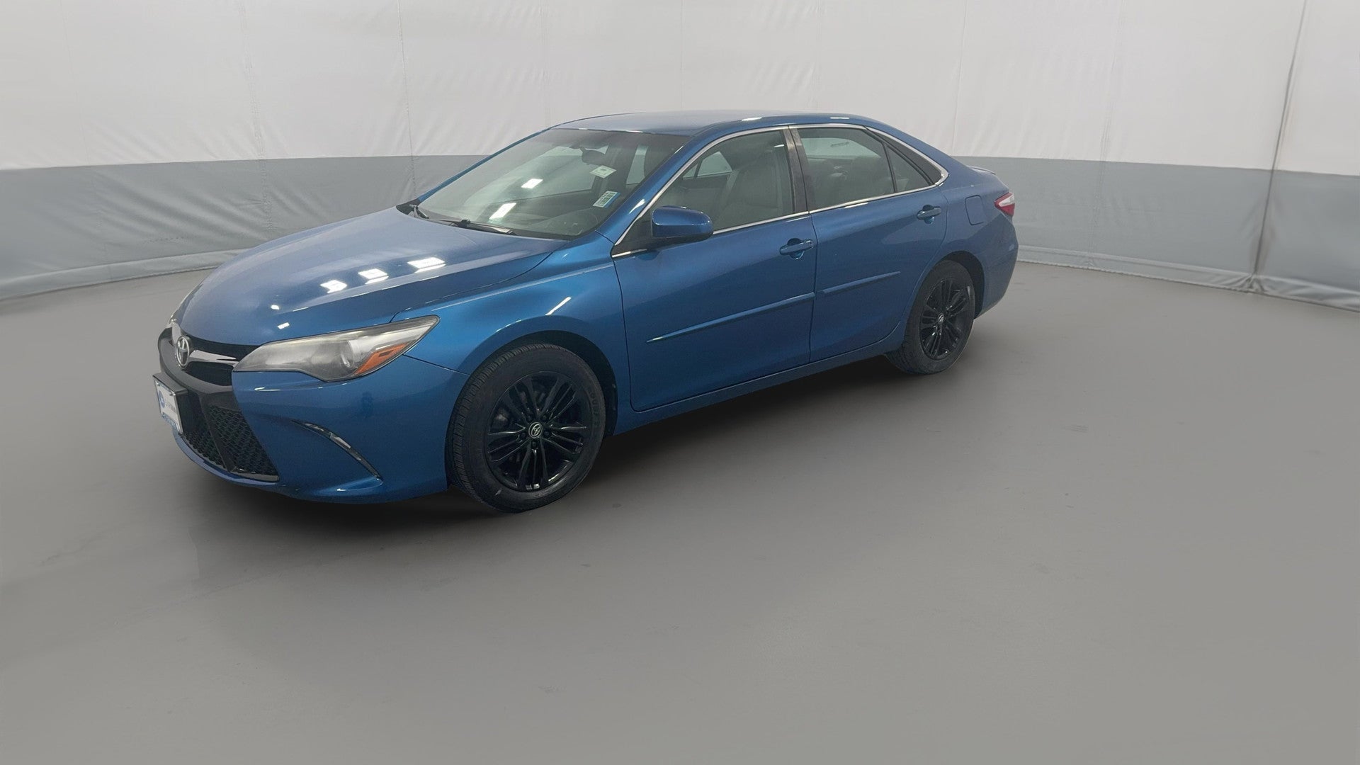 2017 Toyota Camry vehicle photo