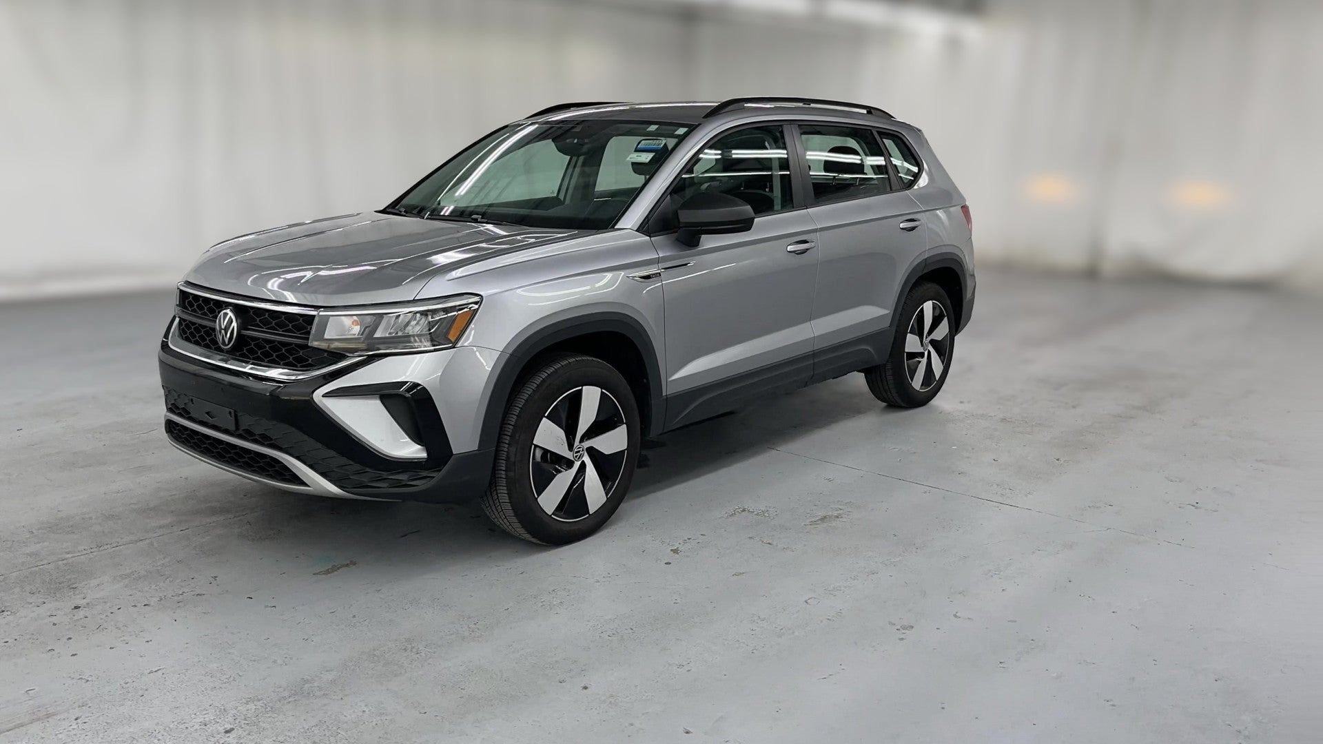 2024 Volkswagen Taos vehicle photo