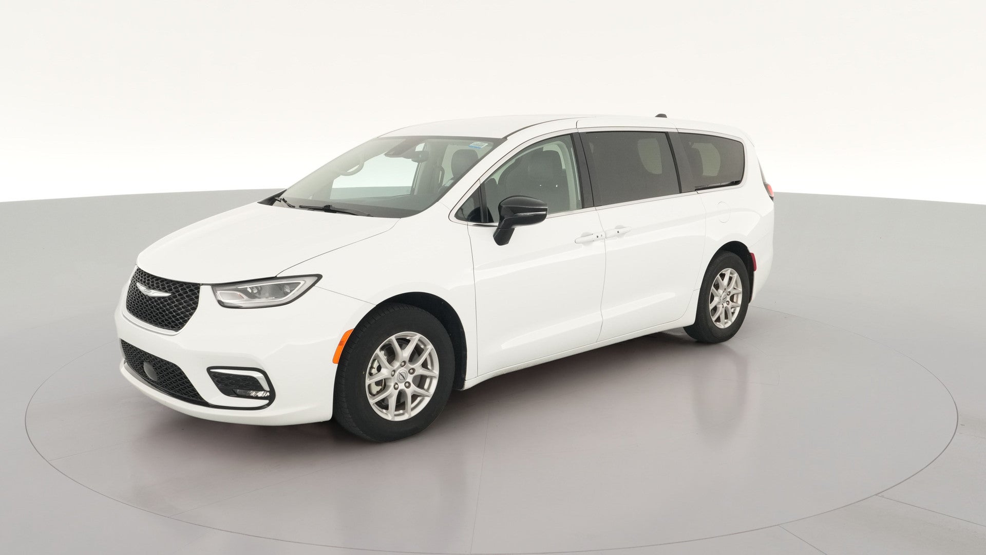 2024 Chrysler Pacifica vehicle photo