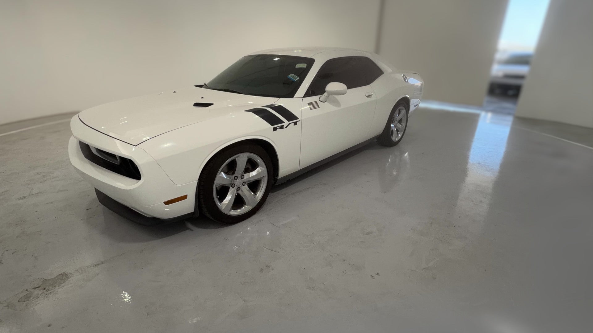 2012 Dodge Challenger vehicle photo