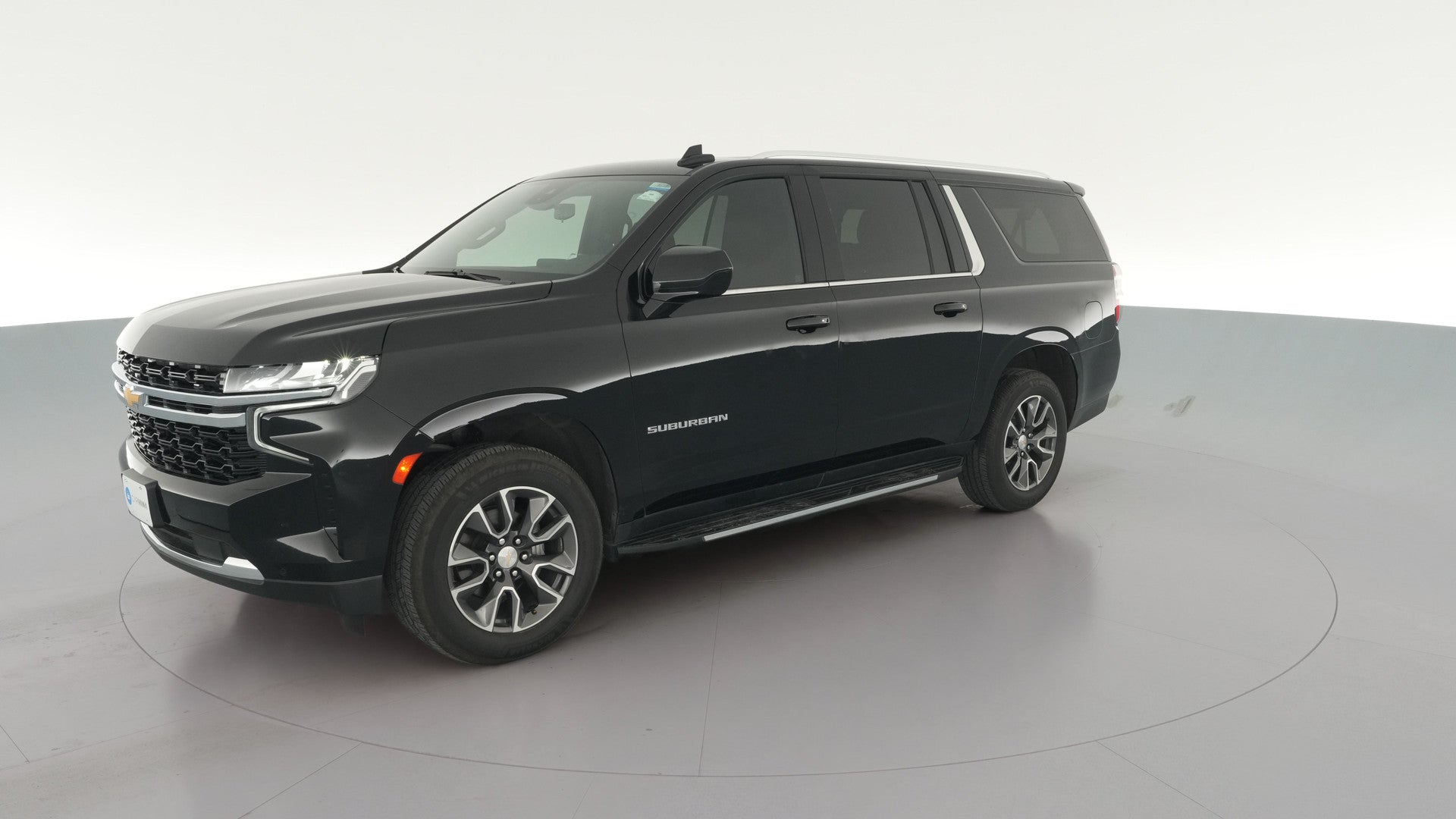 2023 Chevrolet Suburban vehicle photo