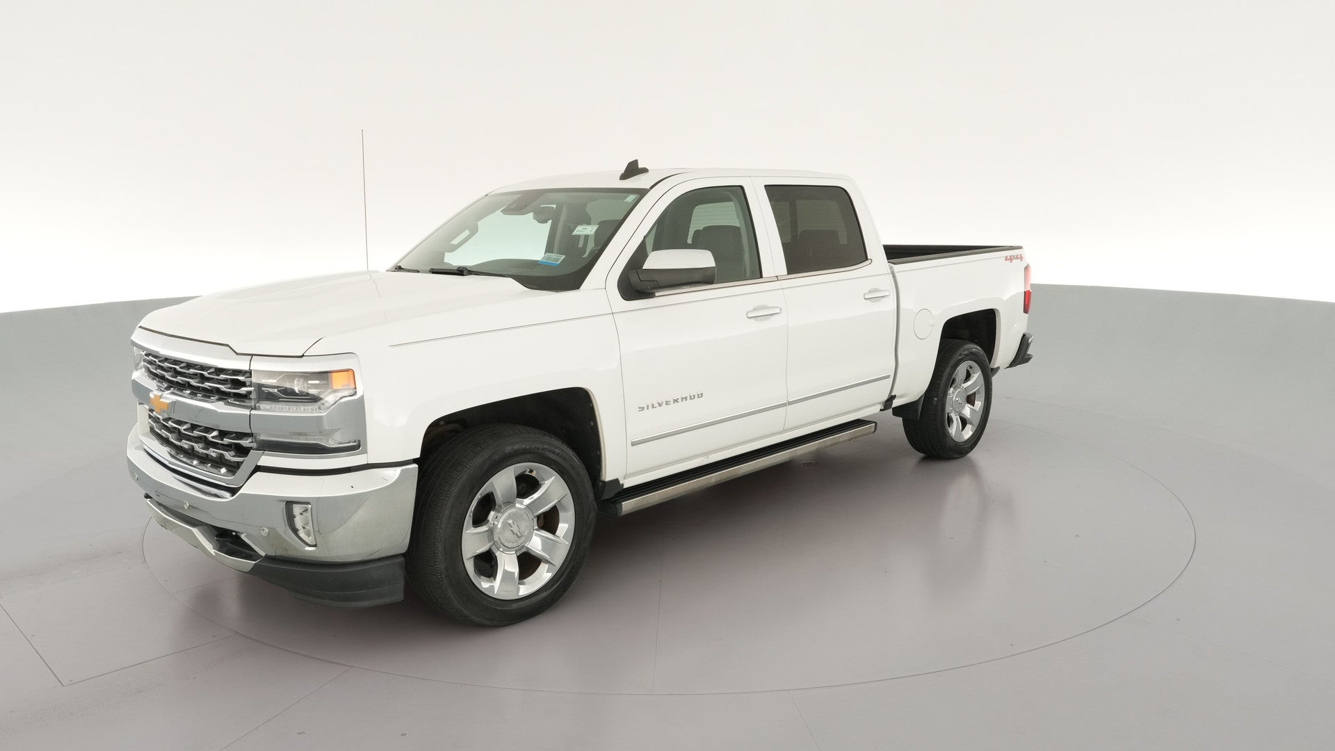 2017 Chevrolet Silverado 1500 Crew Cab vehicle photo
