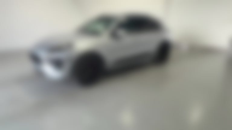 2021 Porsche Macan vehicle photo