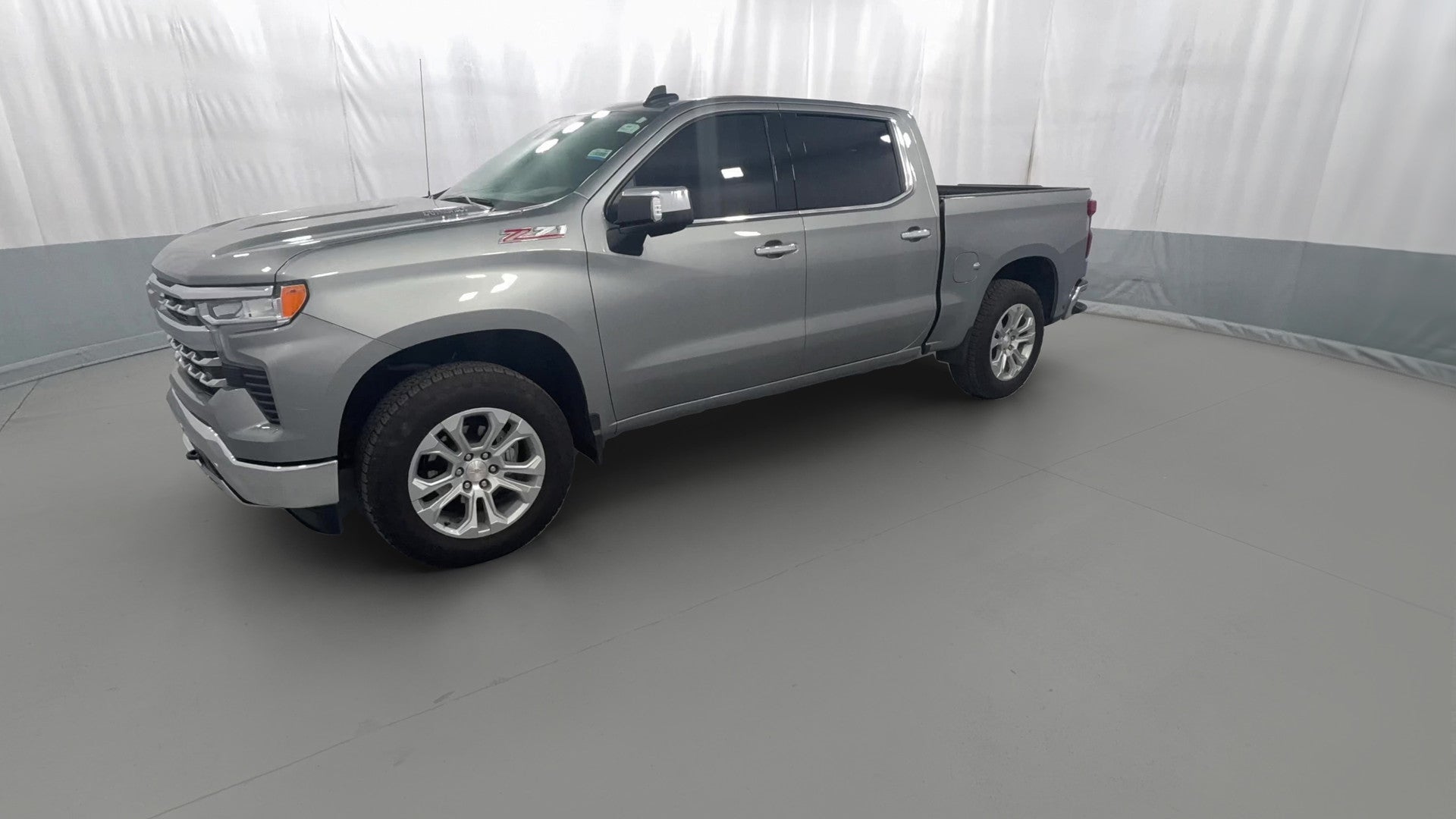 2026 Chevrolet Silverado 1500 Crew Cab vehicle photo
