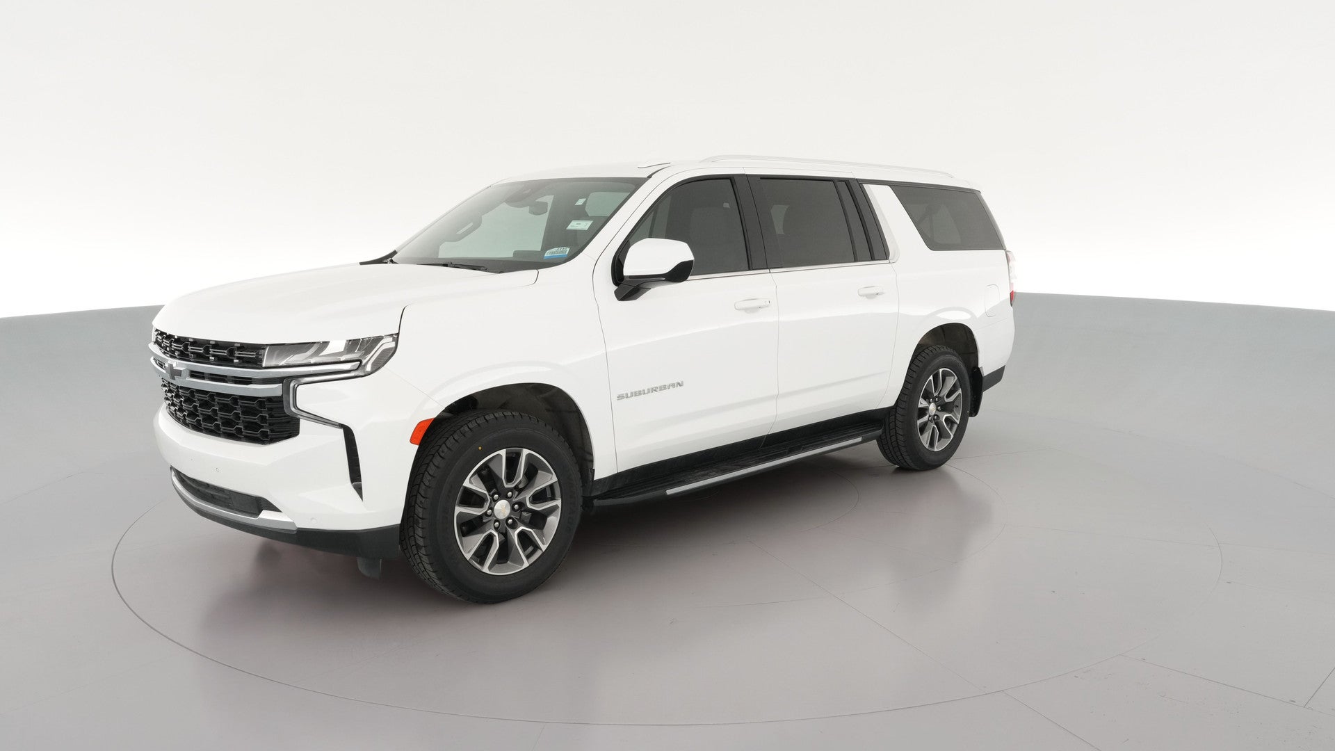 2023 Chevrolet Suburban vehicle photo