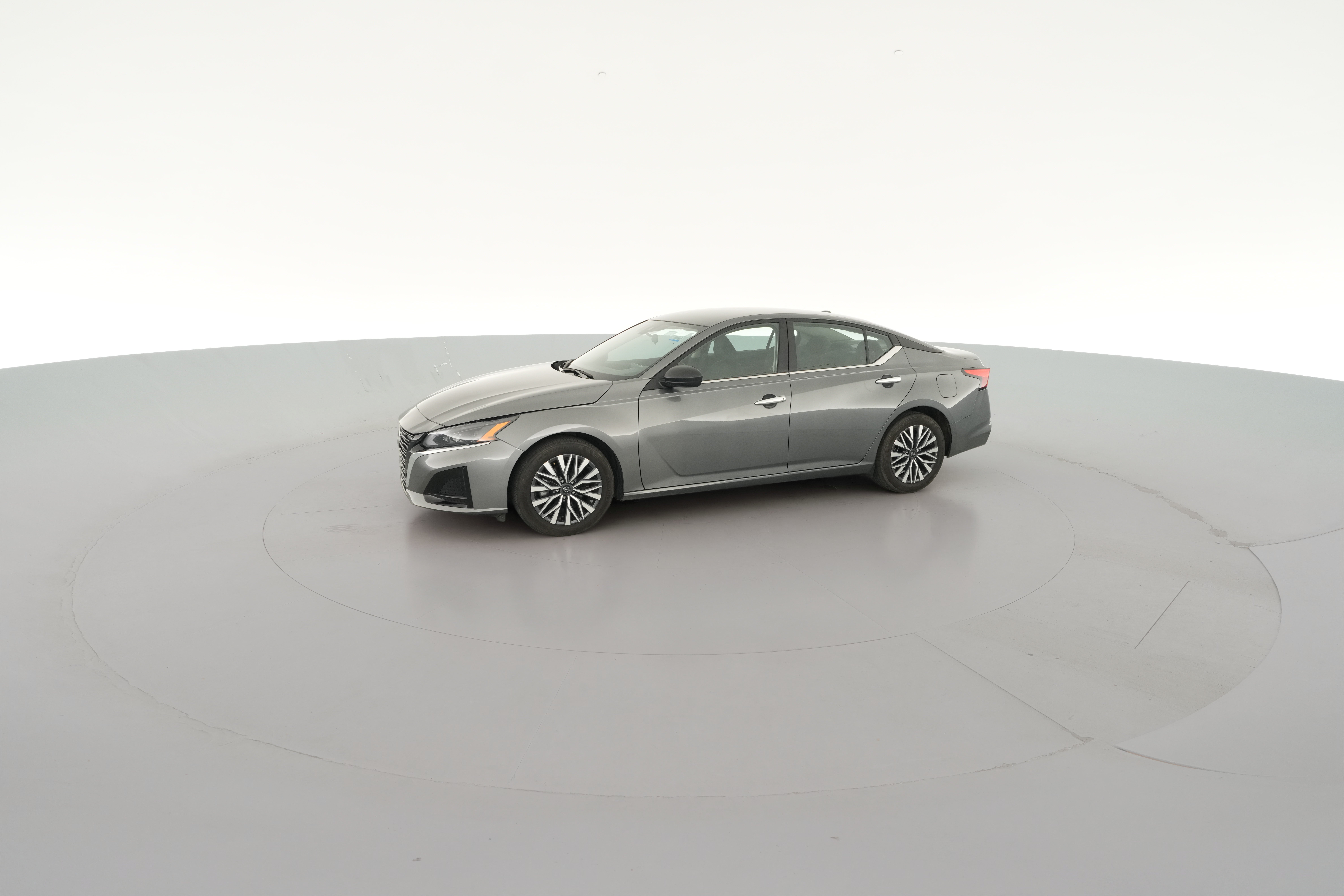 2025 Nissan Altima SV - Photo 25