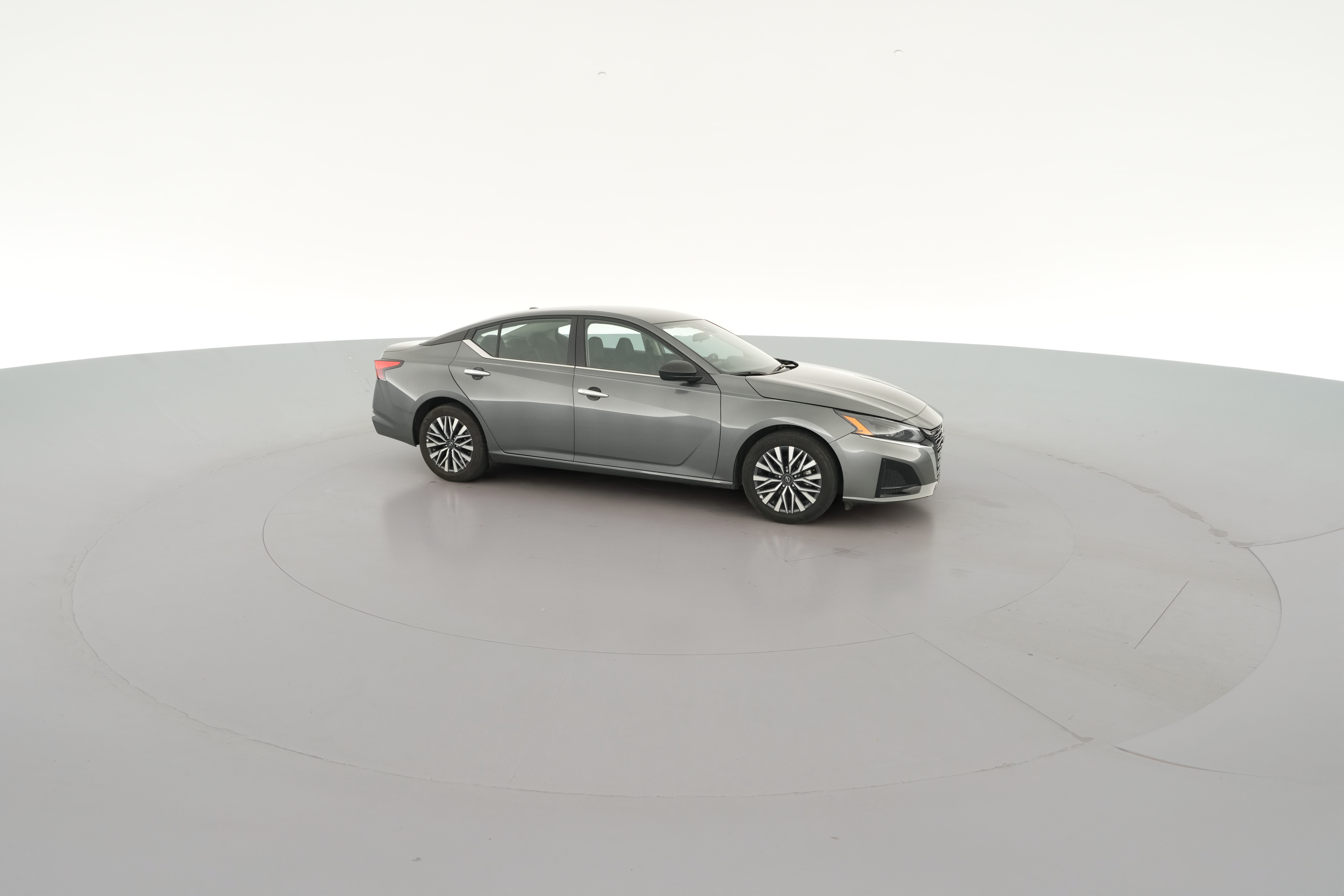 2025 Nissan Altima SV - Photo 35