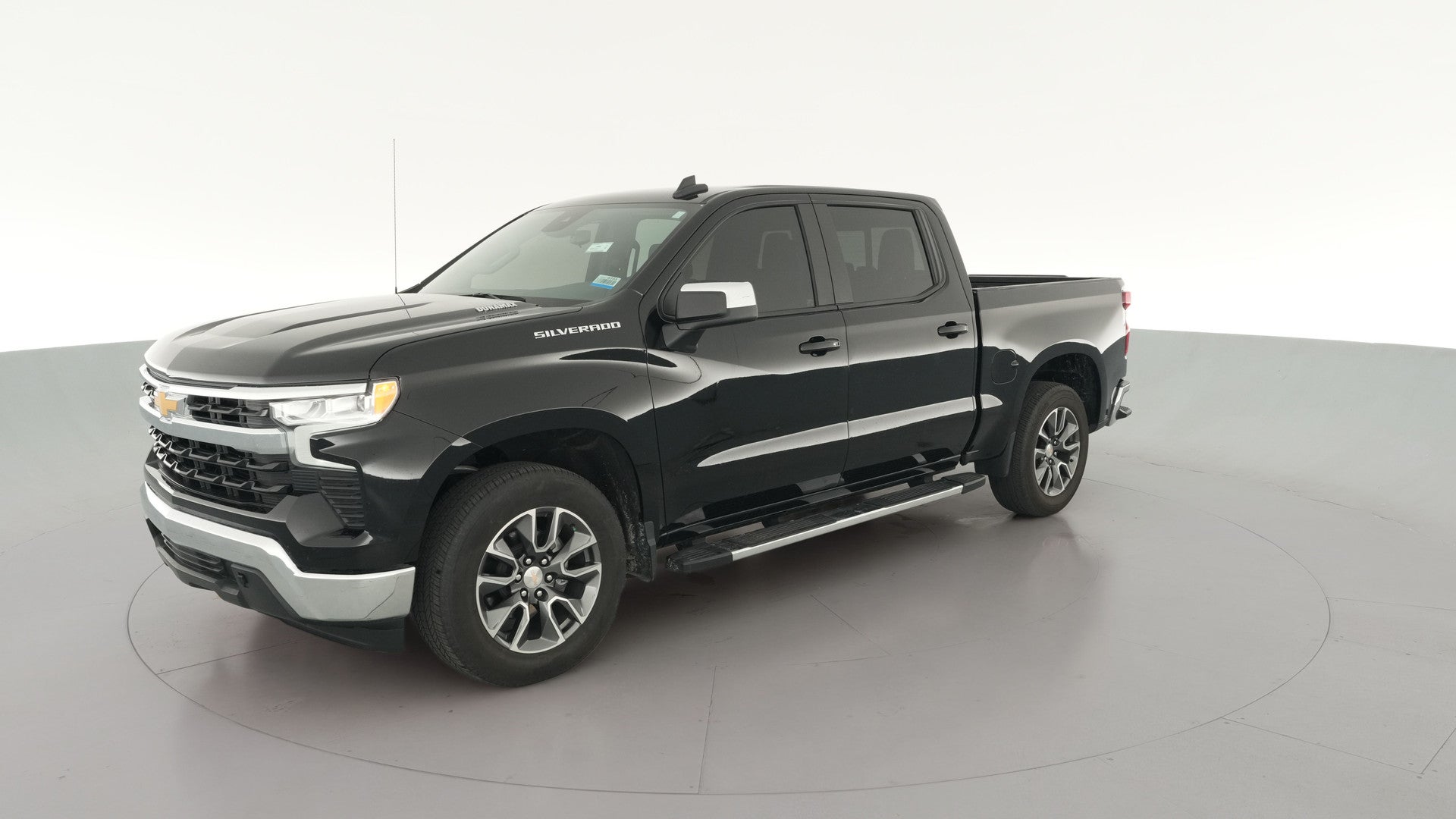 2022 Chevrolet Silverado 1500 Crew Cab vehicle photo
