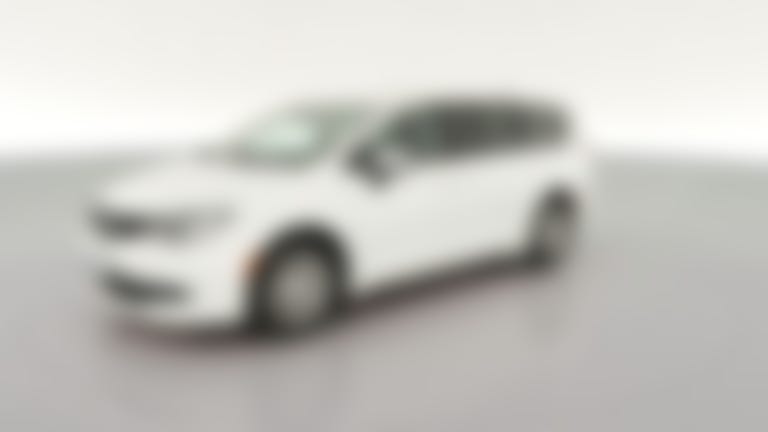 2023 Chrysler Voyager vehicle photo