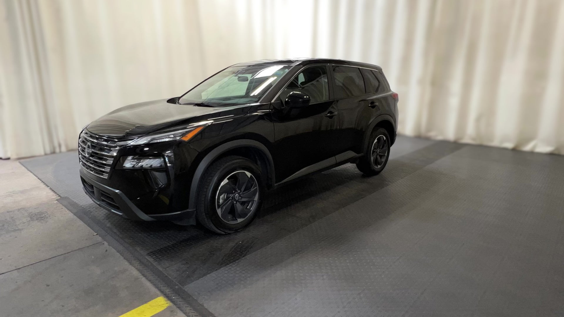 2025 Nissan Rogue vehicle photo