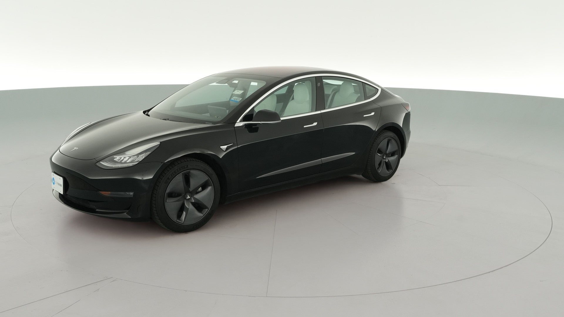 2019 Tesla Model 3 vehicle photo