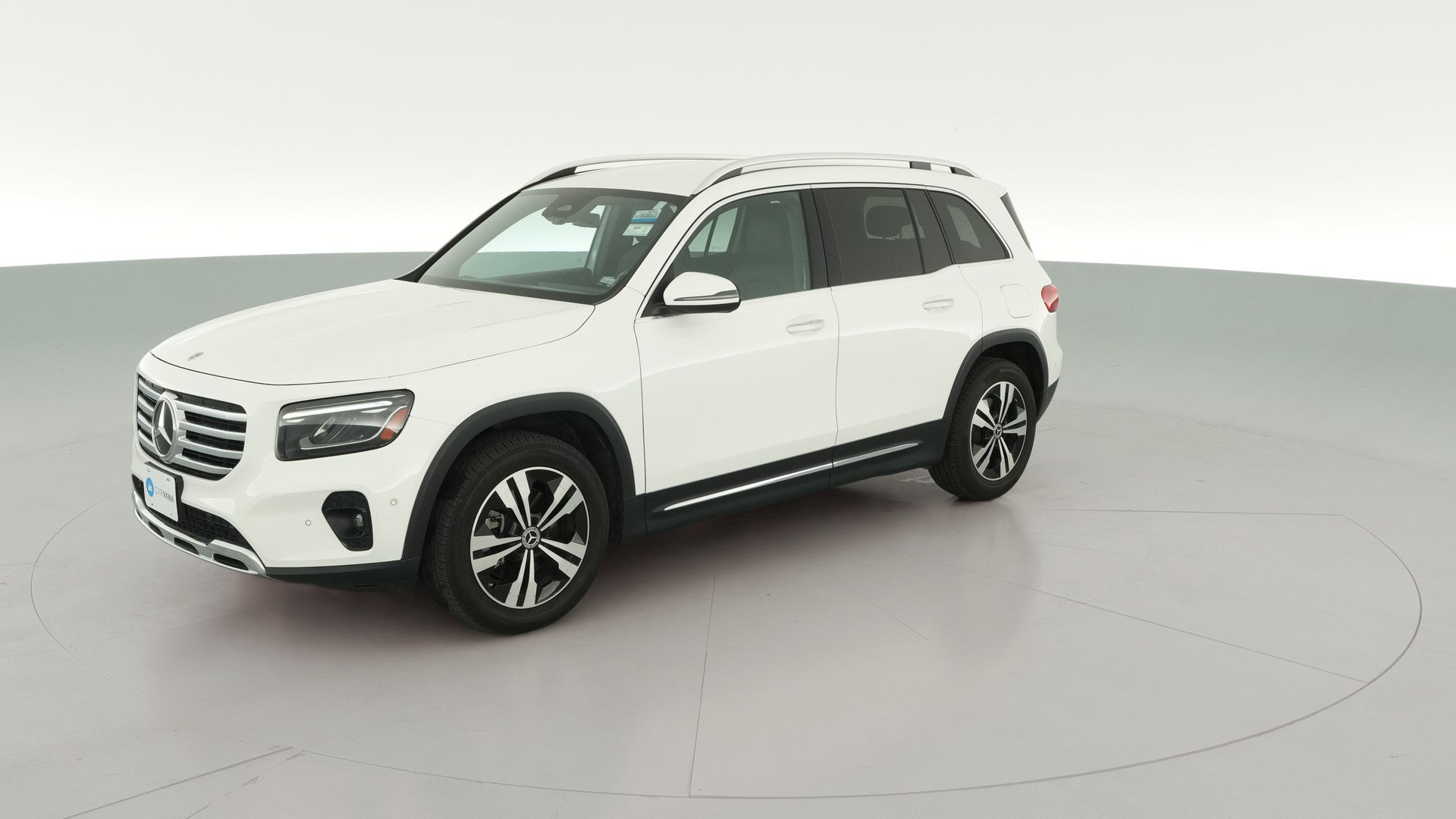 2025 Mercedes-Benz GLB vehicle photo
