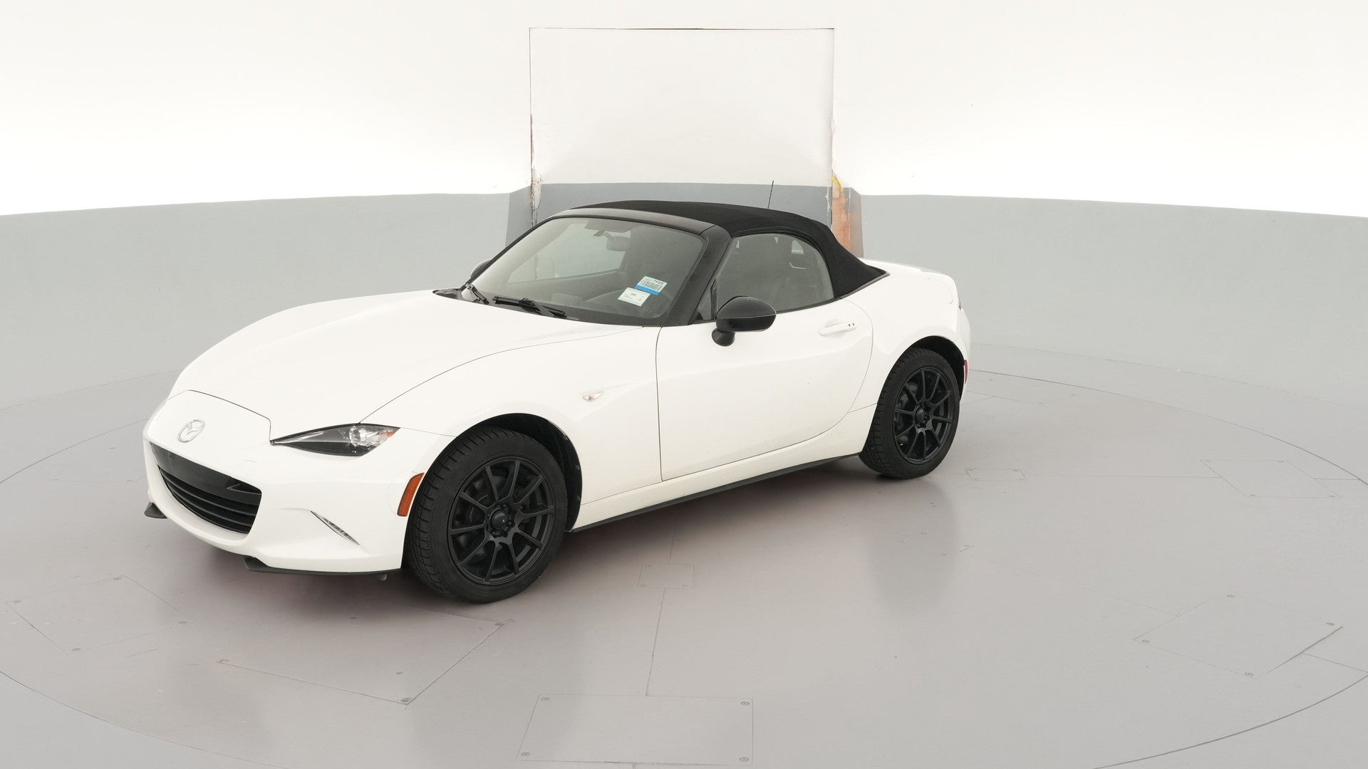 2017 MAZDA MX-5 Miata vehicle photo