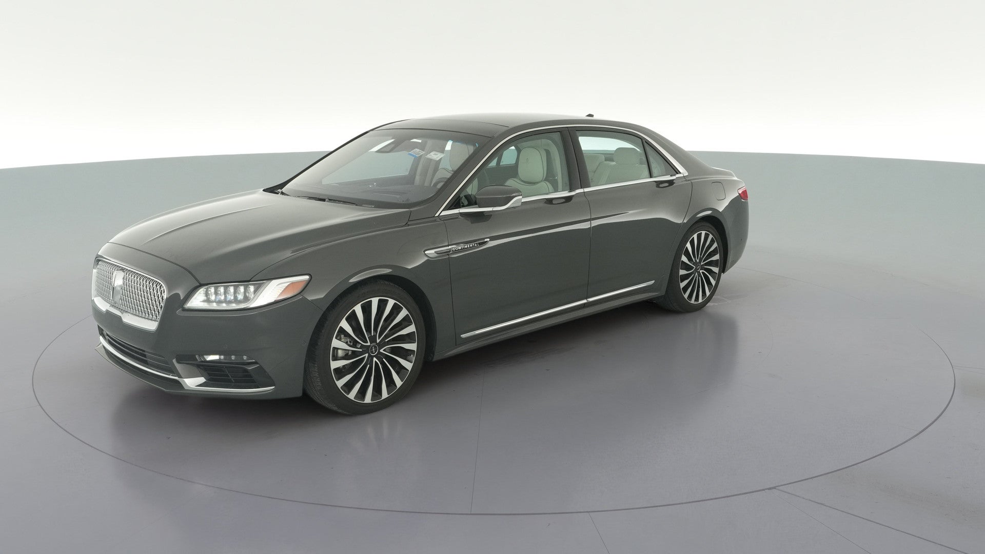 2020 Lincoln Continental vehicle photo