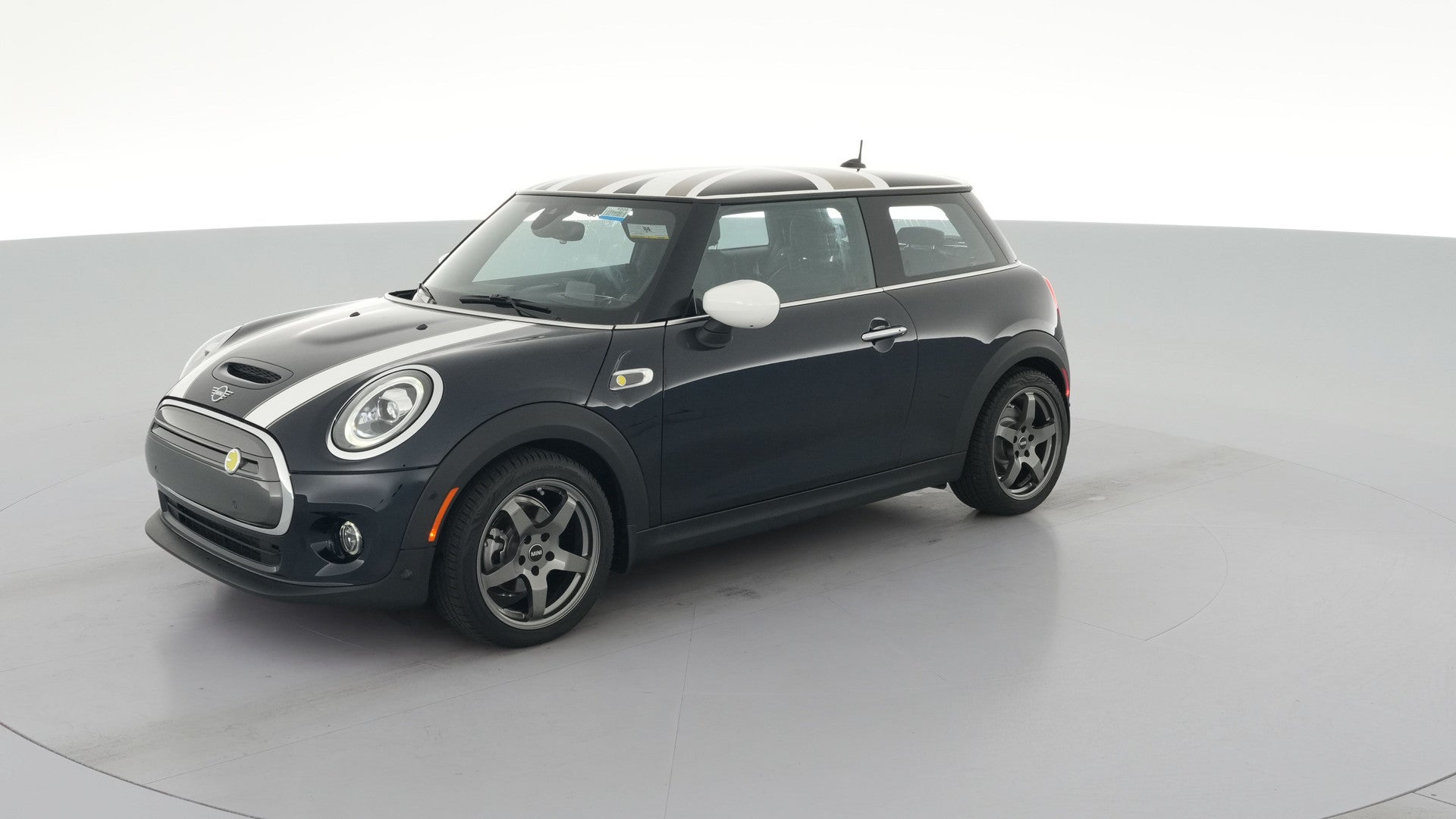 2021 MINI Hardtop 2 Door vehicle photo